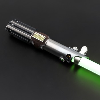 Replica lightsaber_Luke EP9_42.jpg