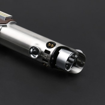 Replica lightsaber_Luke EP9_44.jpg